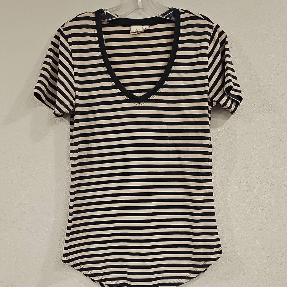 White Crow Black and White Fitted Short Sleeve Tee